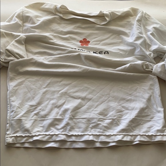 🌸 Mauna Kea Rash Guard 🌸 - Picture 3 of 8